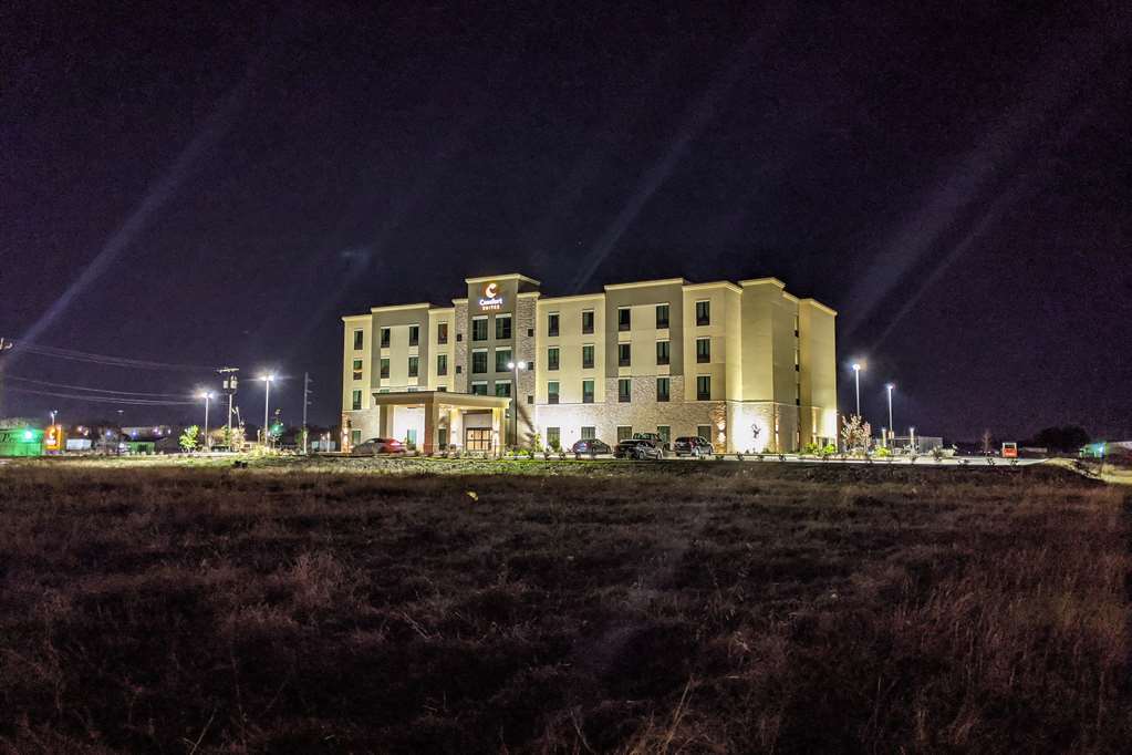 Comfort Suites San Antonio Ft Sam Houston-Sammc Area Exterior photo